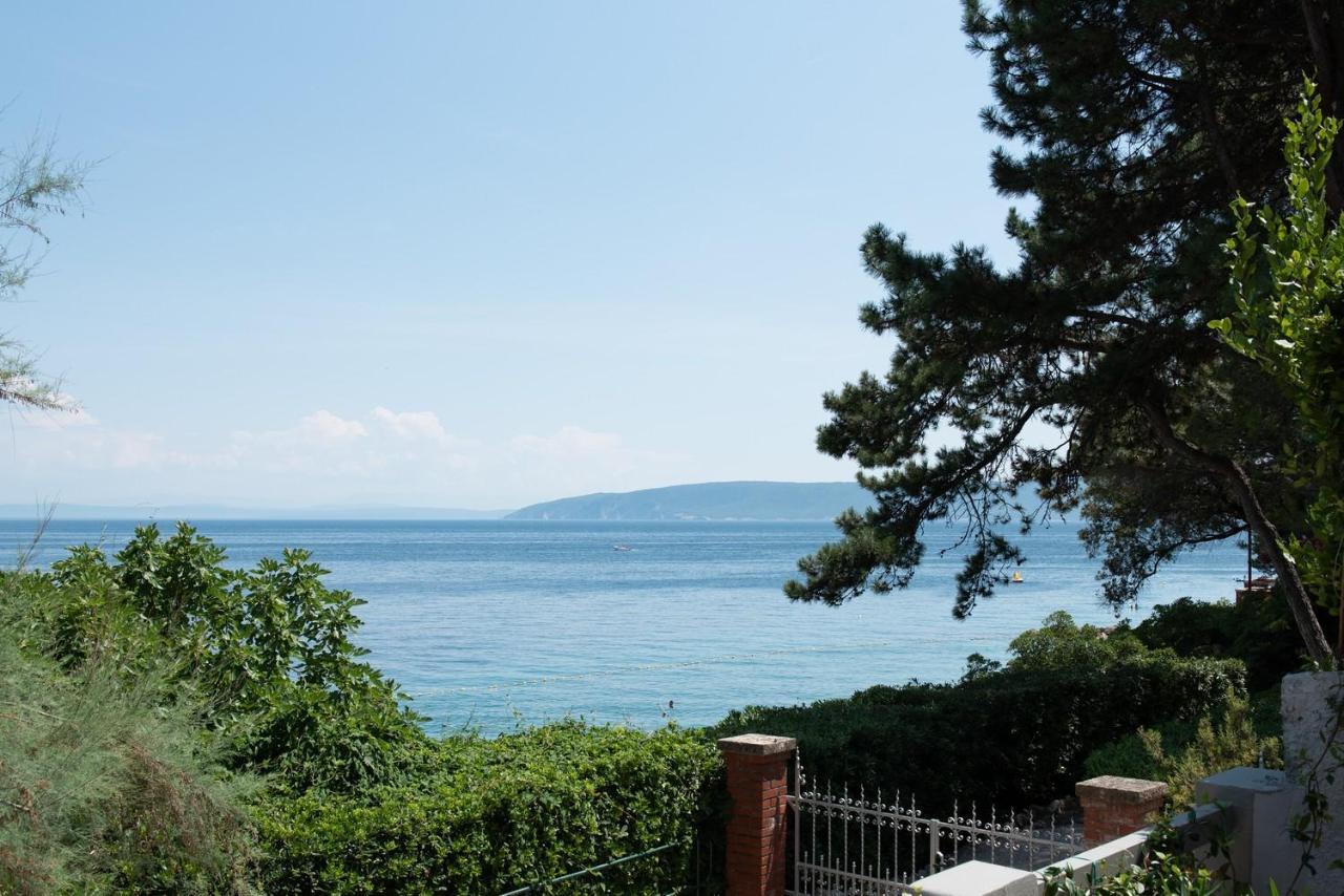 Beachfront Apartment Rosa Del Mar Jardin Mošćenička Draga エクステリア 写真