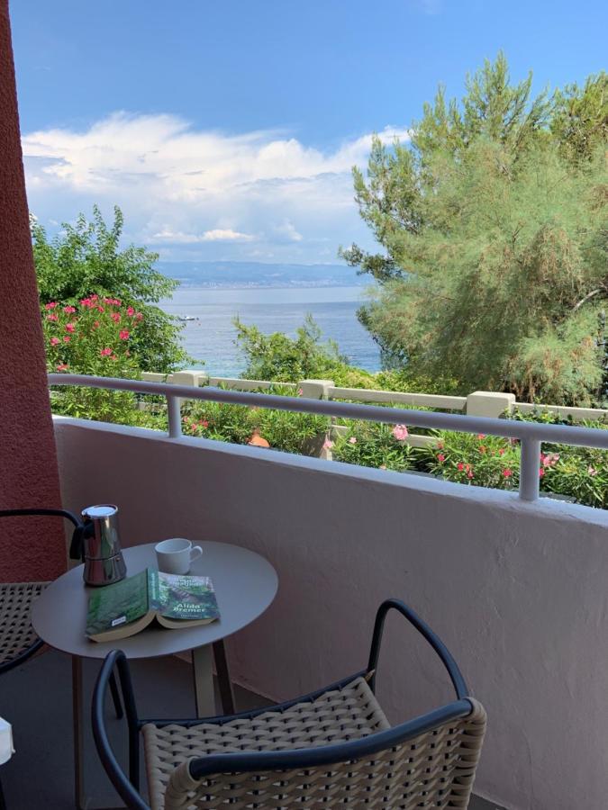 Beachfront Apartment Rosa Del Mar Jardin Mošćenička Draga エクステリア 写真