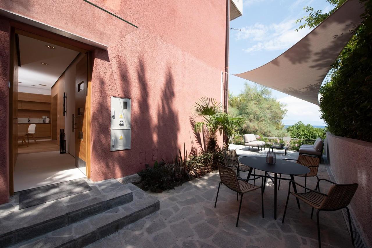 Beachfront Apartment Rosa Del Mar Jardin Mošćenička Draga エクステリア 写真